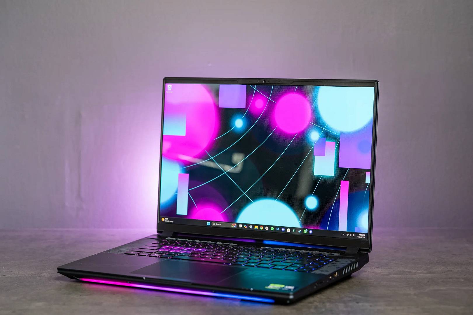257726_Gigabyte_Aorus_Master_16_laptop_ADiBenedetto_0024.jpg