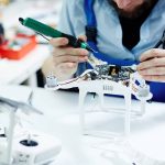 Jak vybrat správnou sadu elektronických součástek pro začátečníky